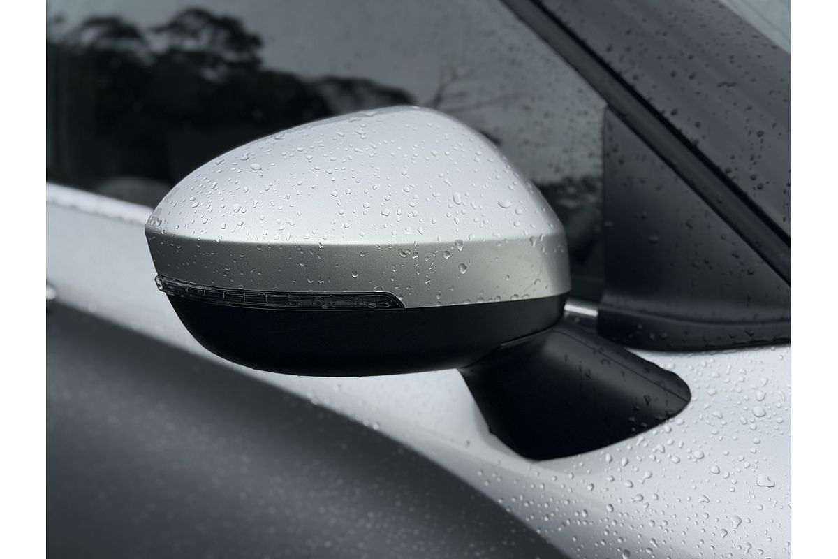 2024 Mitsubishi Outlander LS ZM