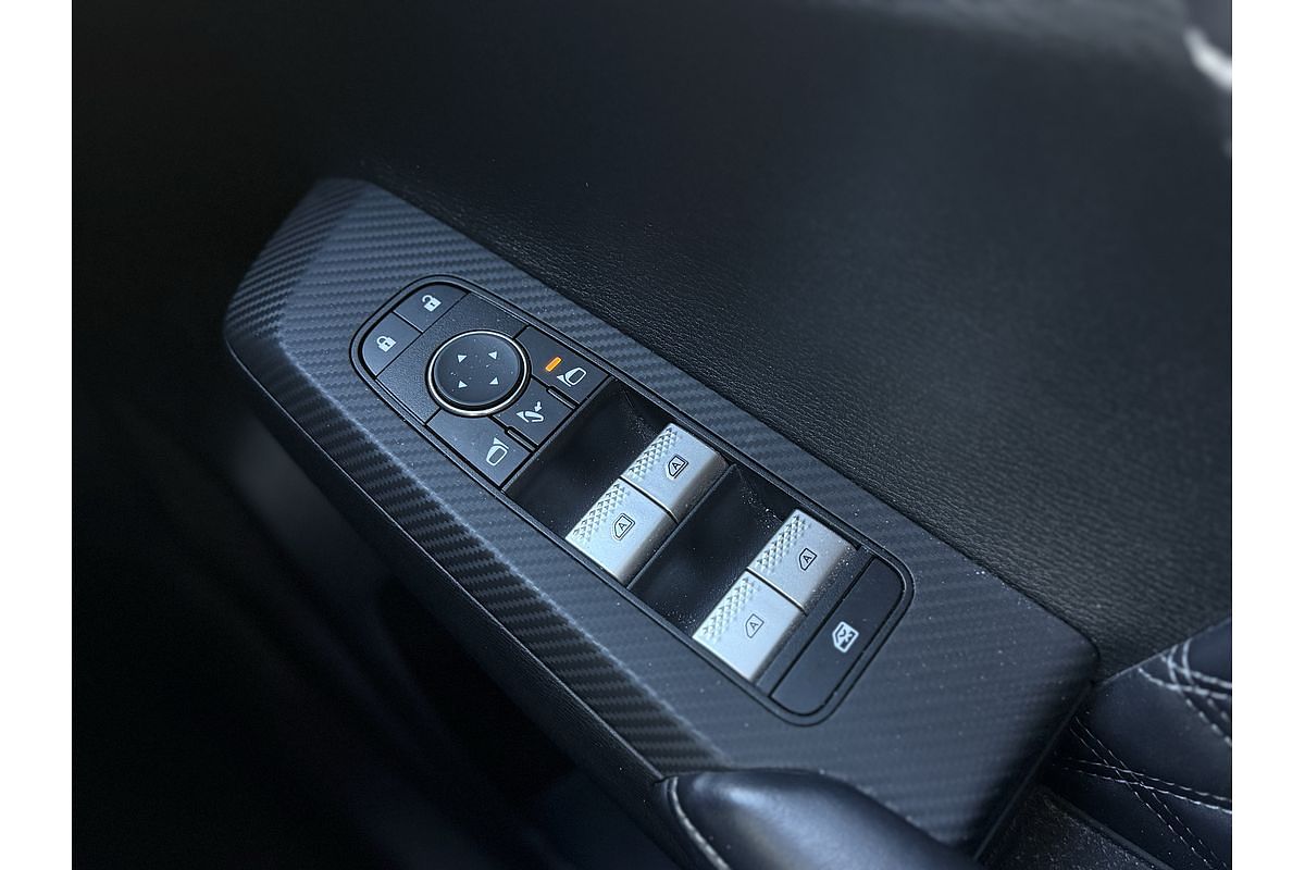 2023 Mitsubishi Outlander Exceed ZM