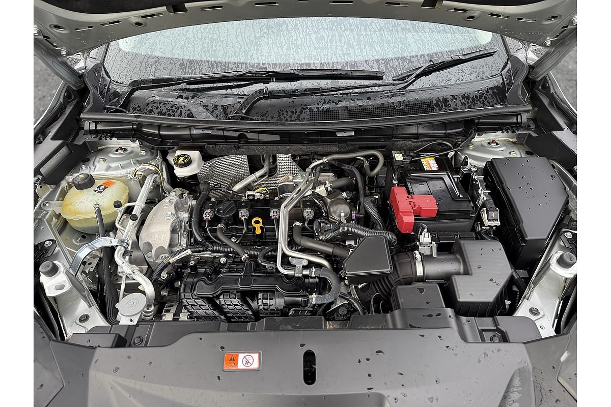 2024 Mitsubishi Outlander LS ZM