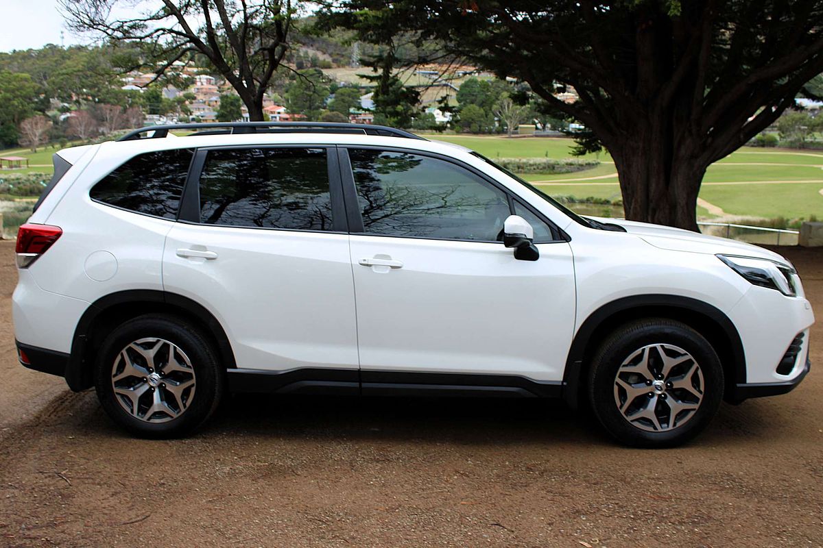 2022 Subaru Forester 2.5i S5