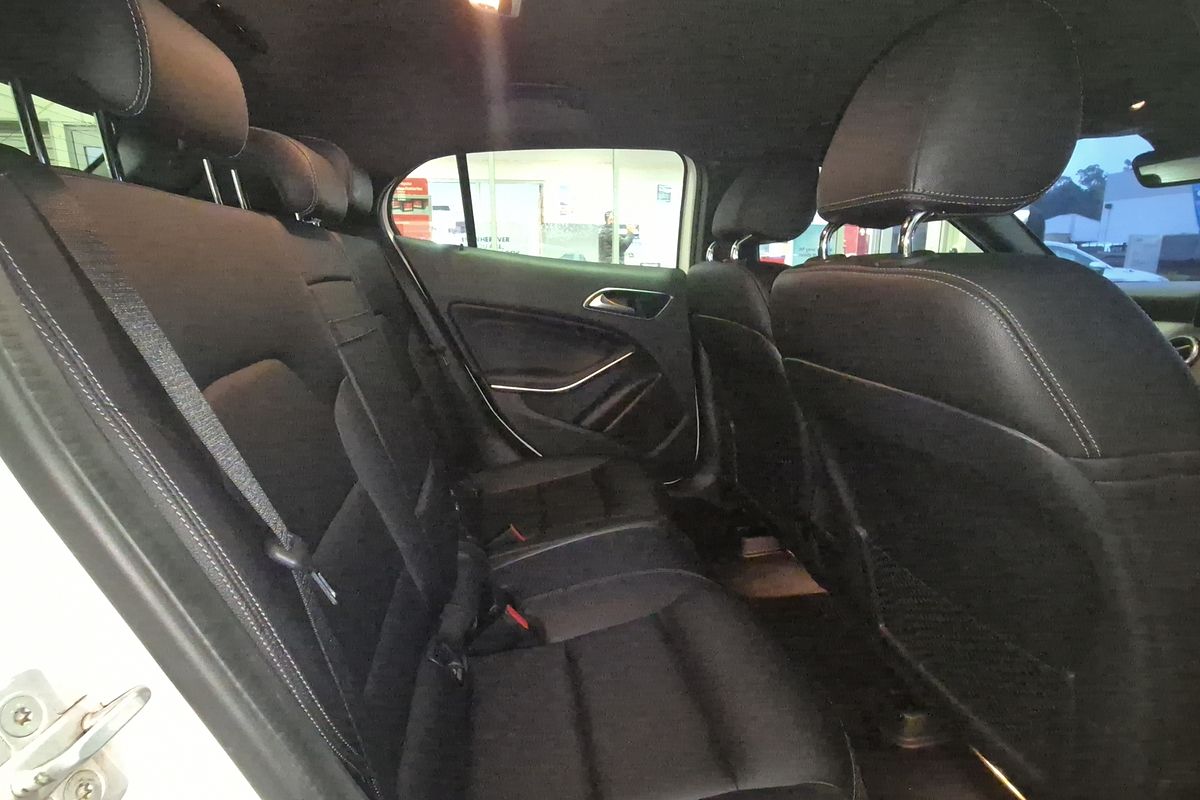 2017 Mercedes-Benz GLA GLA180 X156