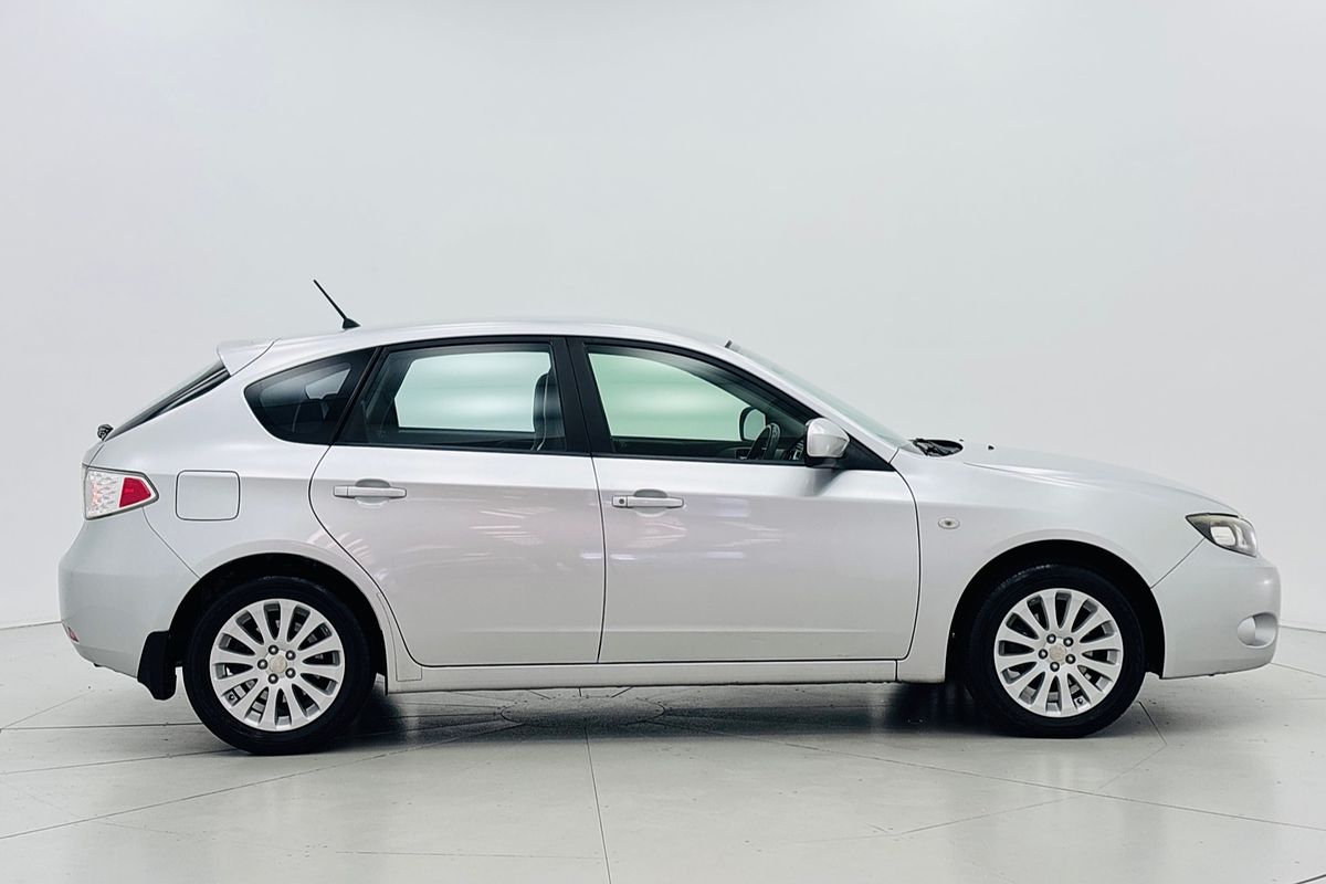2011 Subaru IMPREZA R (AWD) 5 SP MANUAL 5D HATCHBACK 4CYL