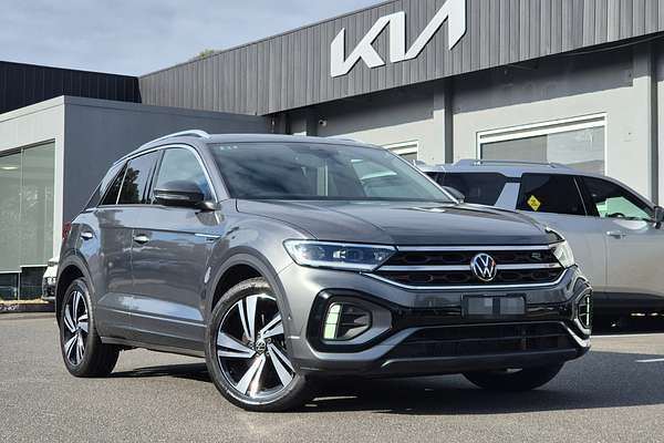 2022 Volkswagen T-Roc 140TSI R-Line D11