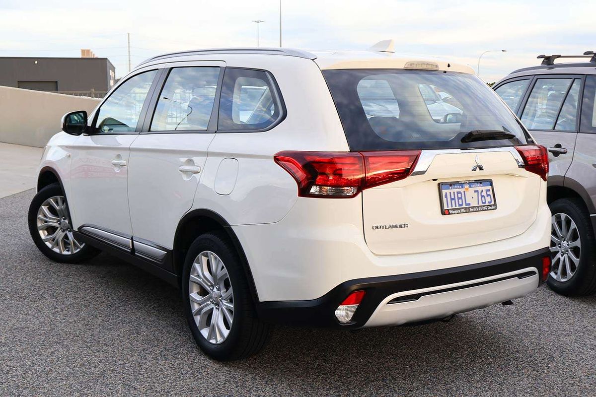 2020 Mitsubishi Outlander ES ZL