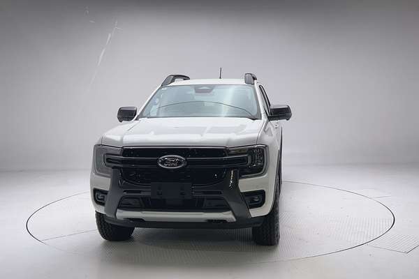 2025 Ford Ranger Wildtrak 4X4 3.0L thumb-2