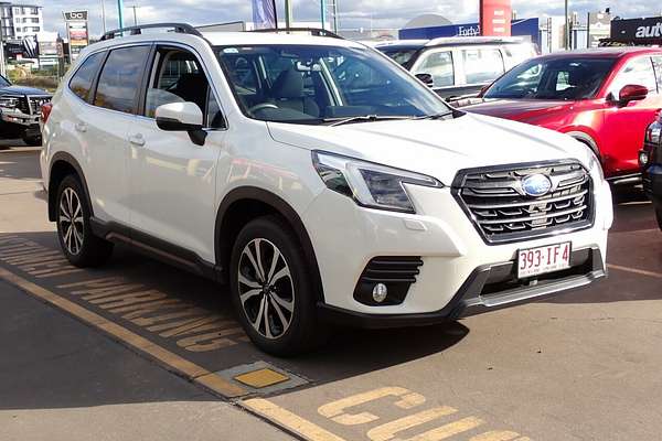 2023 Subaru Forester 2.5i Premium S5