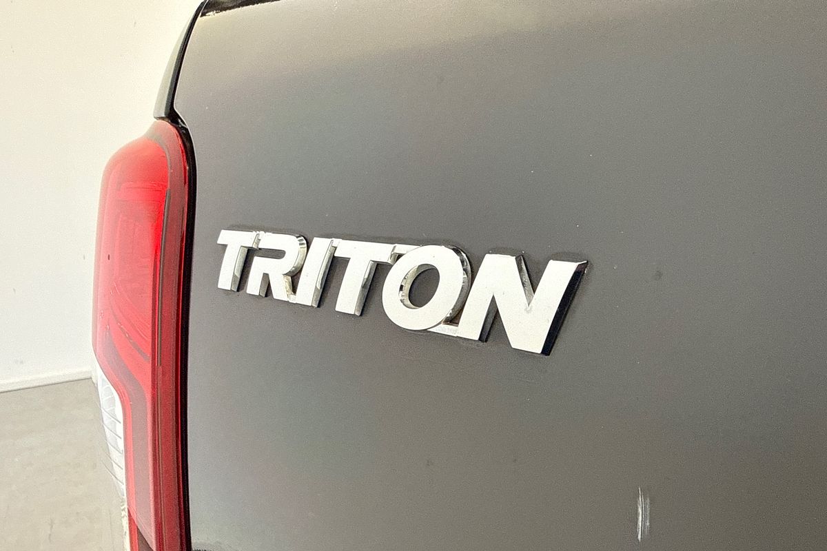 2022 Mitsubishi Triton GLX MR