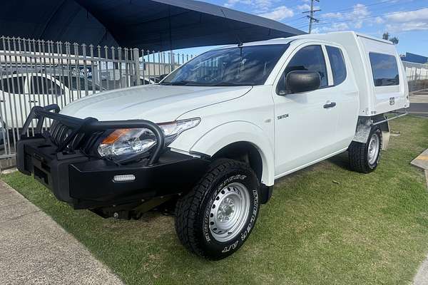 2017 Mitsubishi Triton GLX MQ 4X4