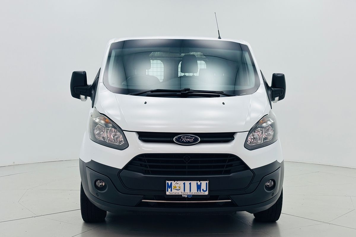 Ford TRANSIT TR CUSTOM 2017.25 VAN 290S FWD 2.0L I4 D 6A Ford TRANSIT TR CUSTOM 2017.25 VAN 290S FWD 2.0L I4 D 6A