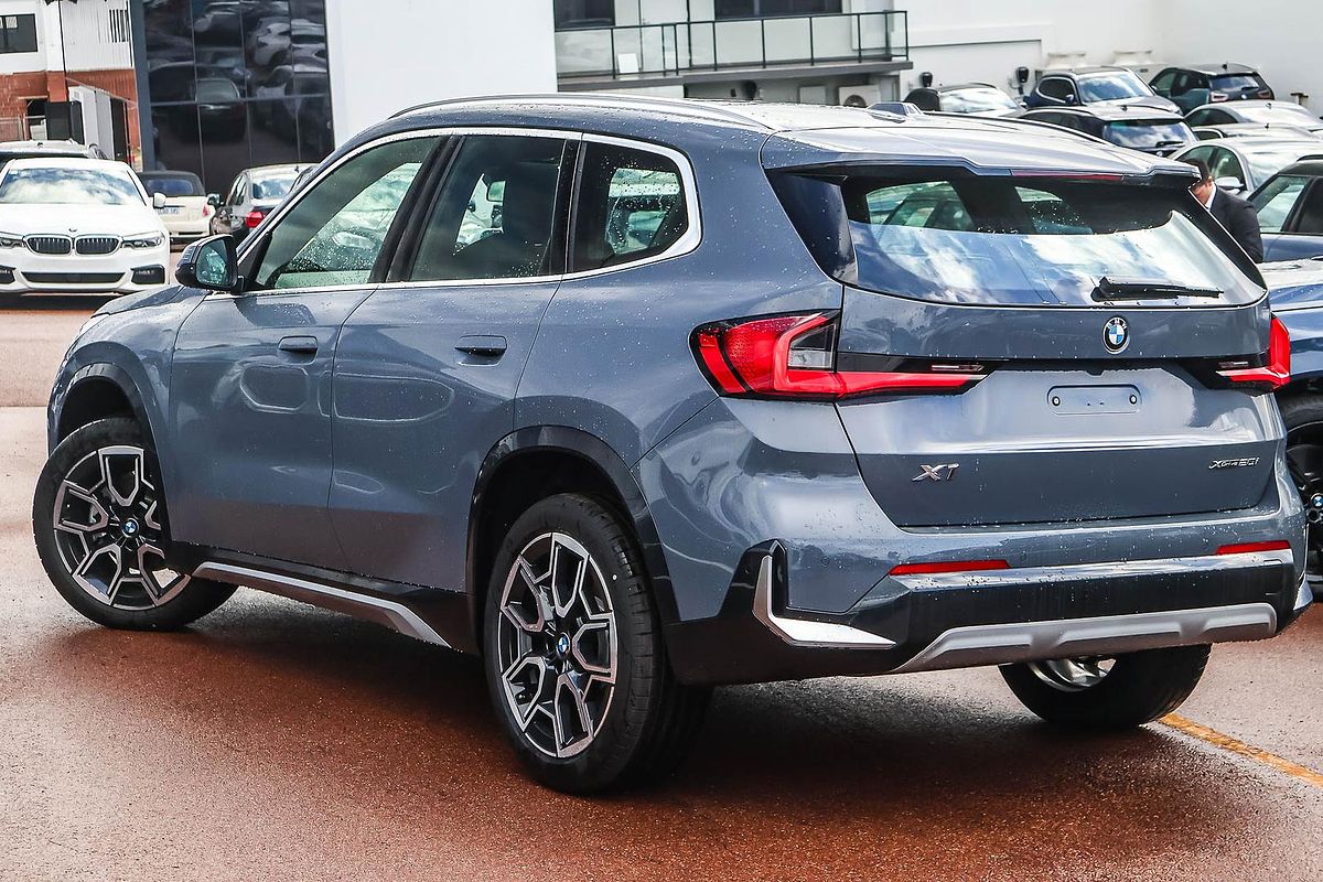 2026 BMW X1 xDrive20i U11