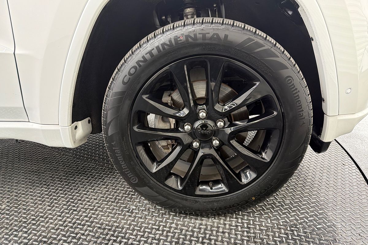 2020 Jeep Grand Cherokee Night Eagle WK