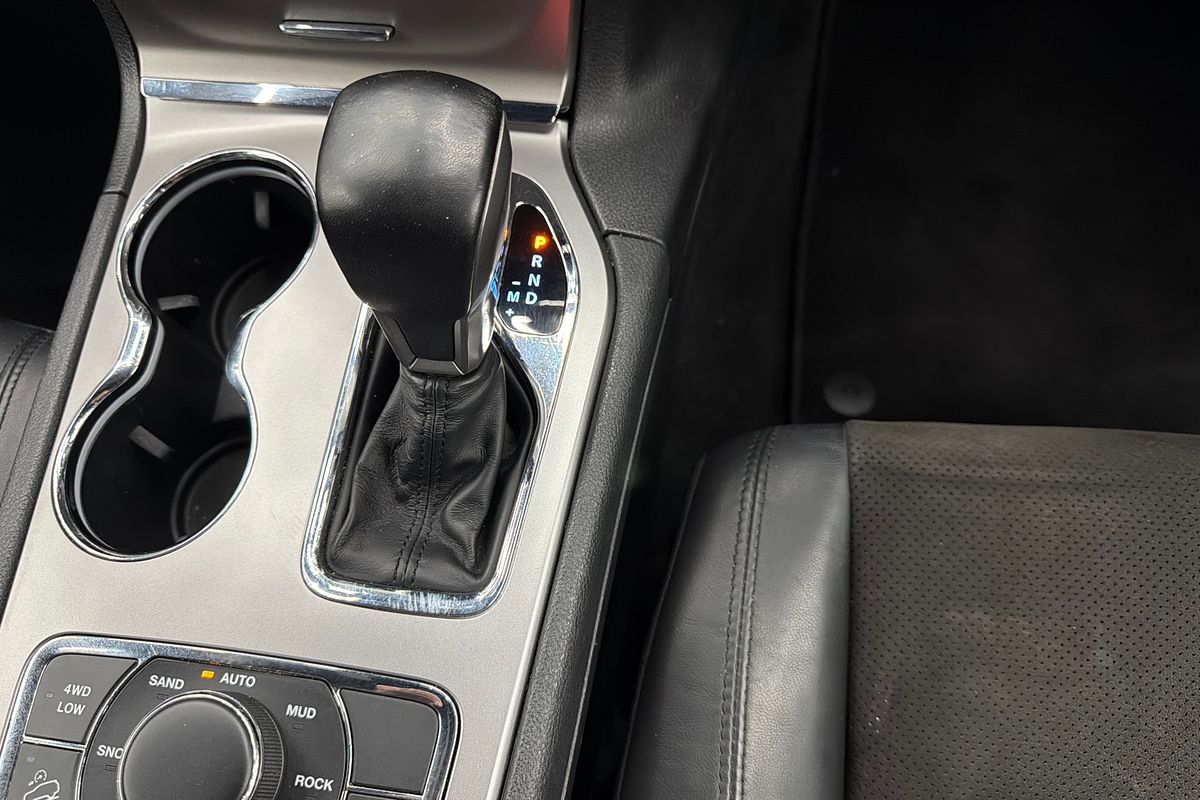 2020 Jeep Grand Cherokee Night Eagle WK