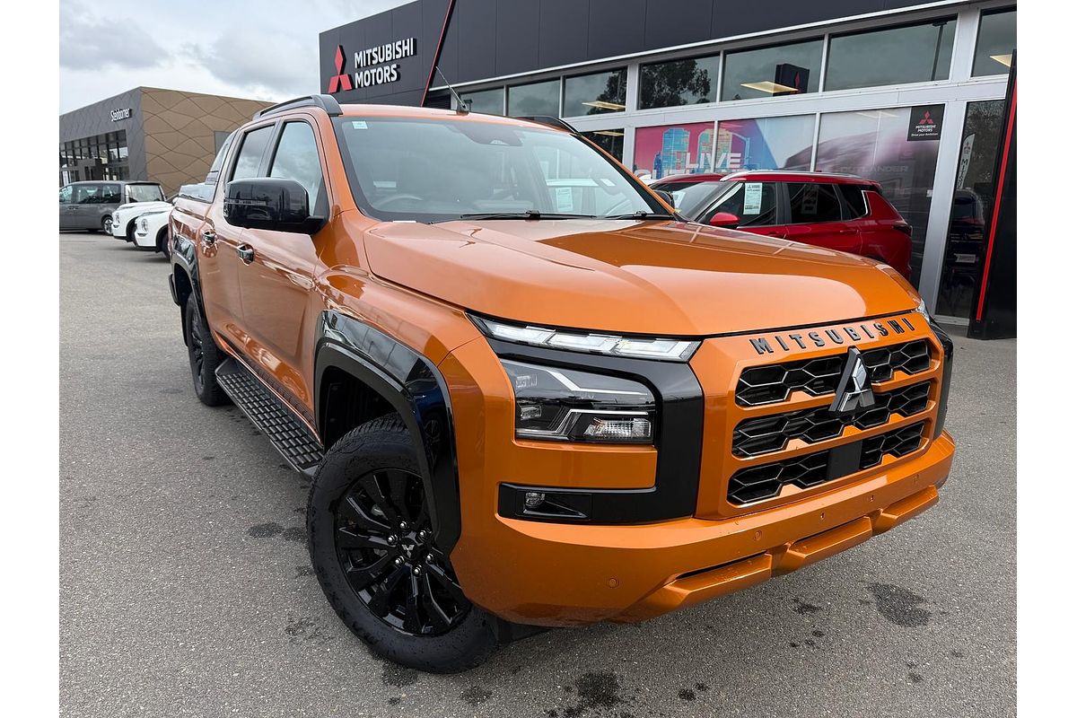 2025 Mitsubishi Triton GSR MV 4X4