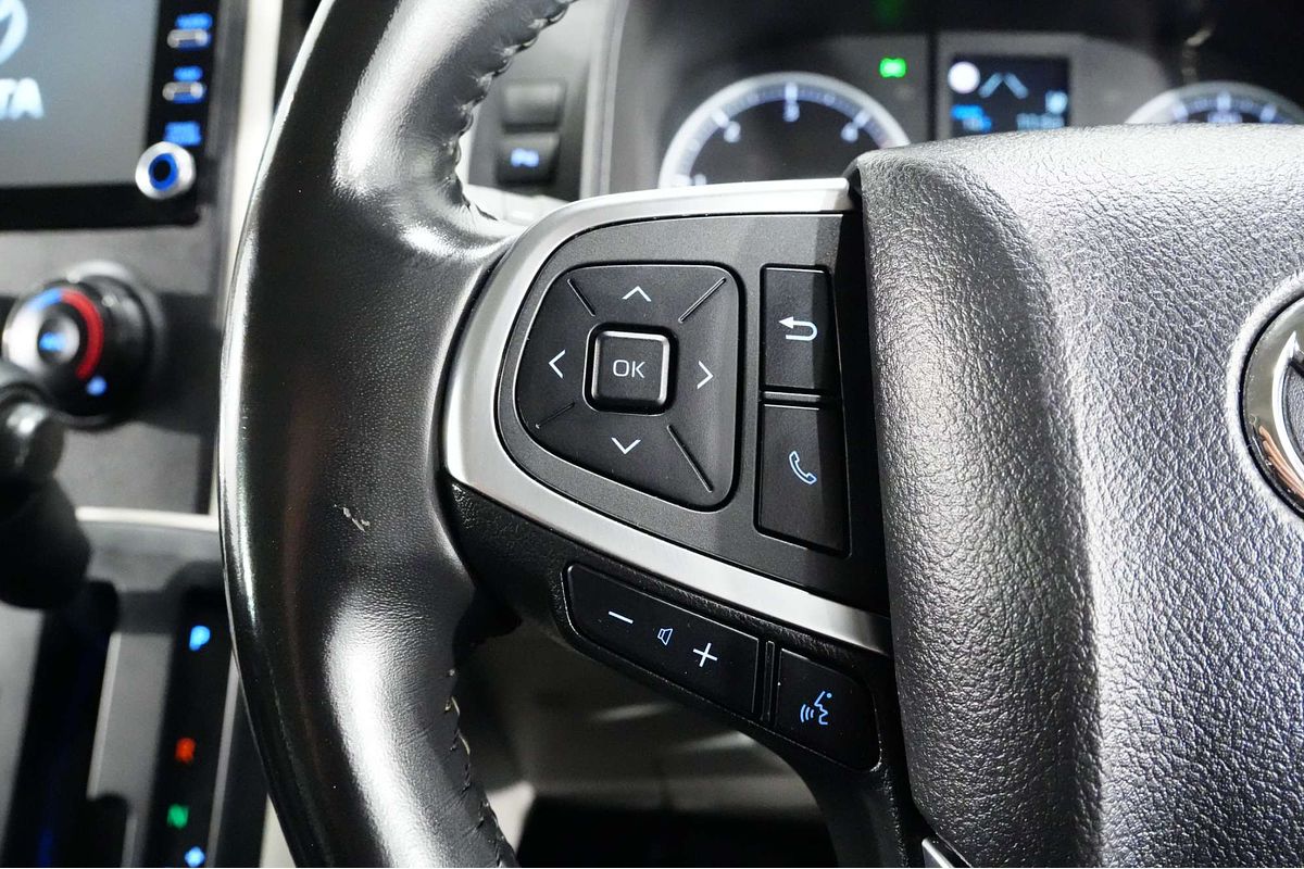2022 Toyota Hiace GDH300R LWB