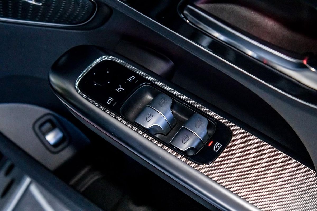 C254 806+056MY GLC300 CPE 9G 9 sp 2.0T/17kW