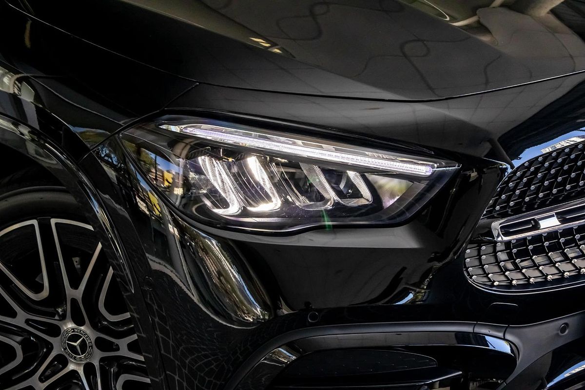 H247 806+056MY GLA200 Special Ed WAG DUAL 7sp