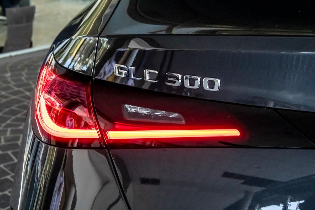 C254 806+056MY GLC300 CPE 9G 9 sp 2.0T/17kW
