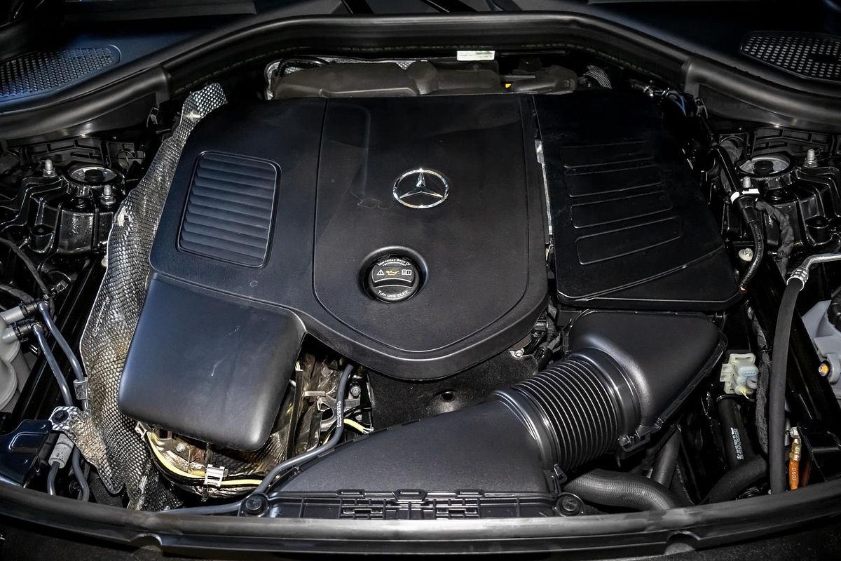 C254 806+056MY GLC300 CPE 9G 9 sp 2.0T/17kW