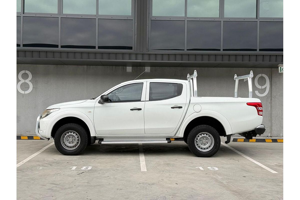 2017 Mitsubishi Triton GLX MQ 4X4