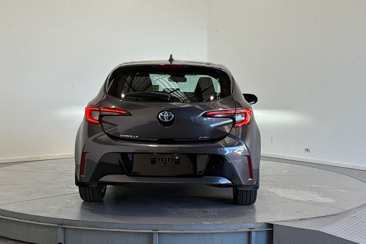 2024 Toyota Corolla Ascent Sport Hybrid ZWE219R