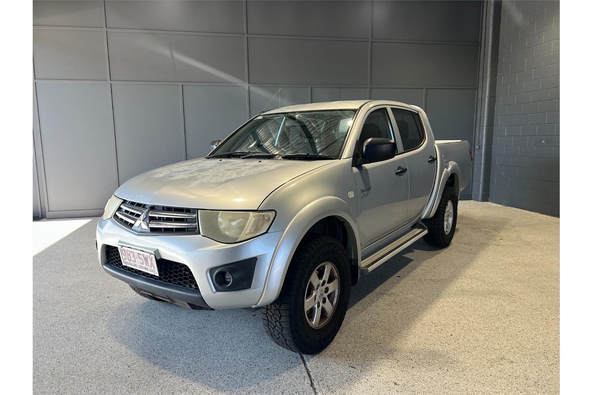 2012 Mitsubishi Triton GLX MN 4X4