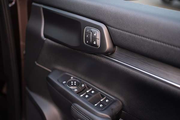 2022 Ford Everest Trend 2.0L thumb-23