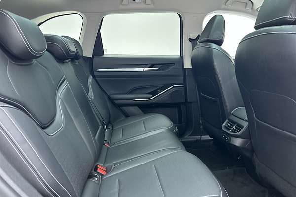 2022 GWM Haval H6 Ultra B01 thumb-11