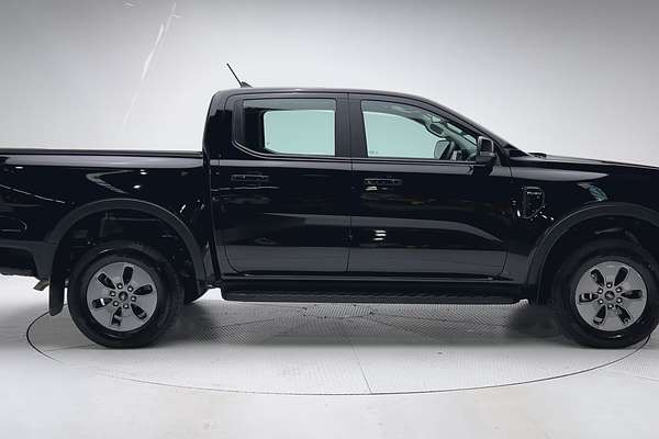 2025 Ford Ranger PHEV XLT 4X4 2.3L thumb-8