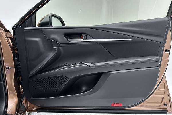 2024 Toyota Camry Ascent AXVH80R thumb-18
