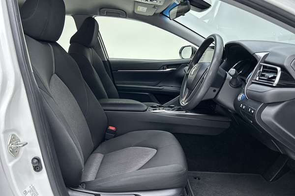 2024 Toyota Camry Ascent AXVH70R thumb-12