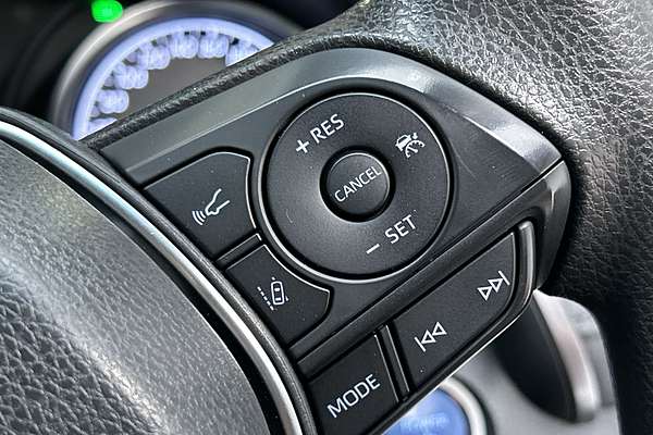 2024 Toyota Camry Ascent AXVH70R thumb-17