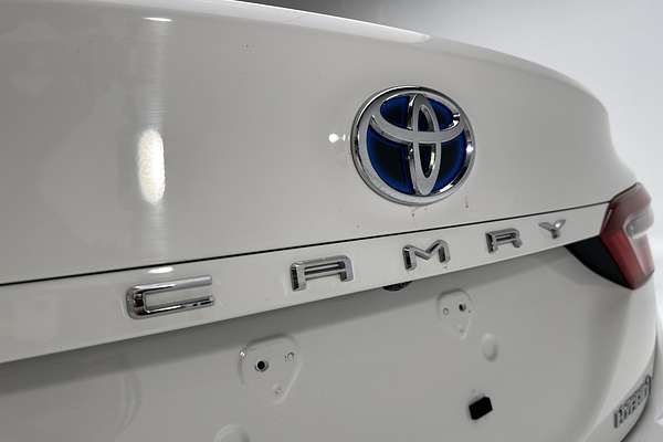 2024 Toyota Camry Ascent AXVH70R thumb-21