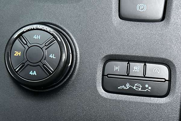 2025 Ford Everest Trend 2.0L thumb-16