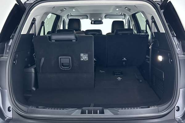 2025 Ford Everest Trend 2.0L thumb-20