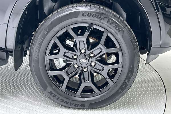 2025 Ford Everest Sport 3.0L thumb-9