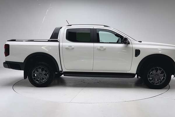 2025 Ford Ranger Wildtrak 4X4 2.0L thumb-8