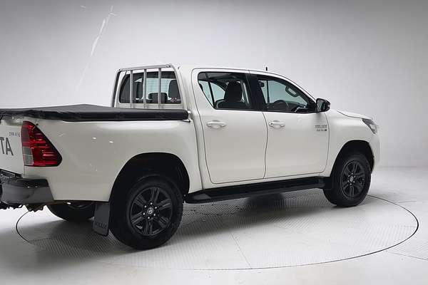 2022 Toyota Hilux SR GUN126R 4X4 thumb-7