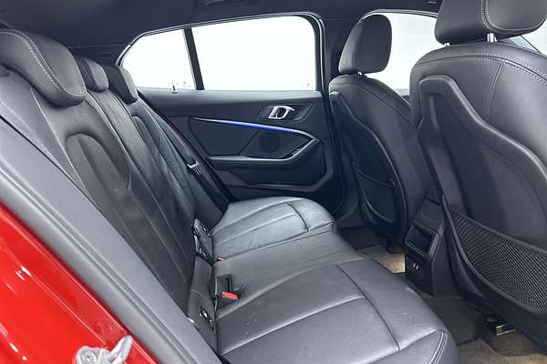 2020 BMW 1 Series 118i M Sport F40 thumb-11