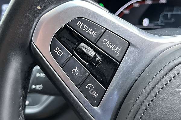 2020 BMW 1 Series 118i M Sport F40 thumb-17