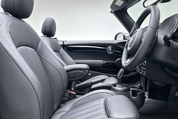 2022 MINI Convertible Cooper S MINI Yours F57 LCI-2 thumb-12