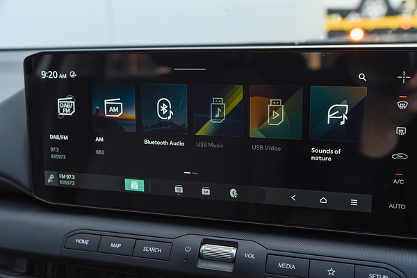 2025 Kia K4 Sport CL4m thumb-13