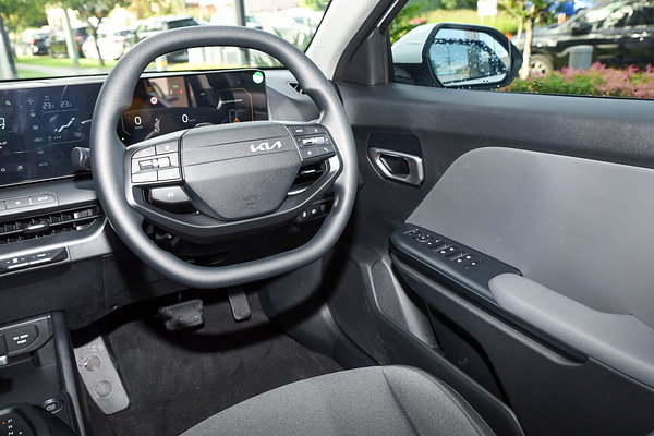 2025 Kia K4 Sport CL4m thumb-17