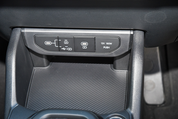 2025 Kia K4 S CL4m thumb-14