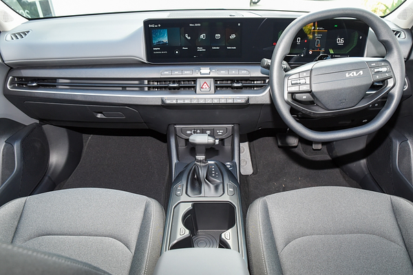 2025 Kia K4 S CL4m thumb-16