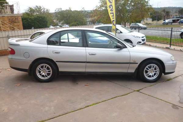 2002 Holden Commodore xv