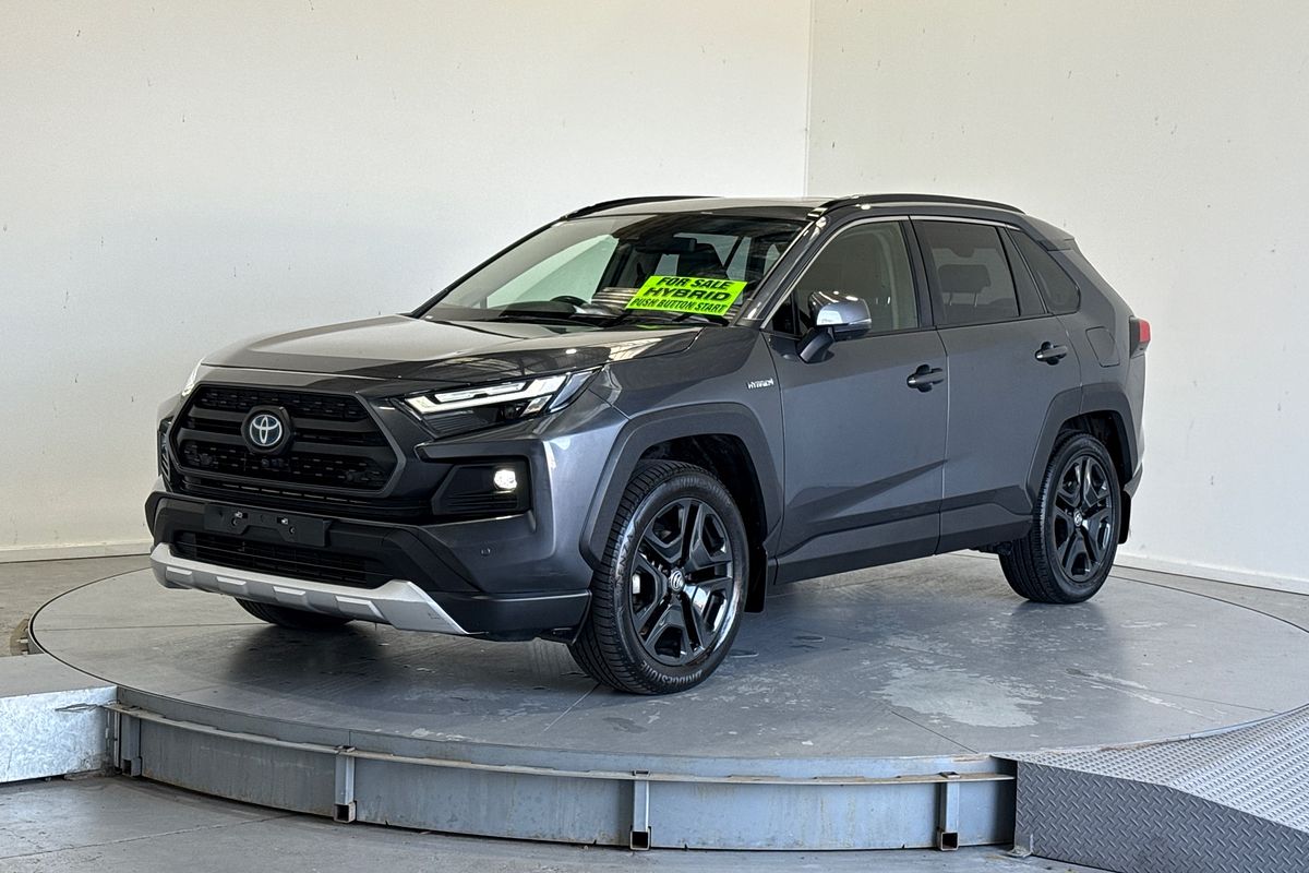 2024 Toyota RAV4 EDGE (AWD) HYBRID AXAH54R