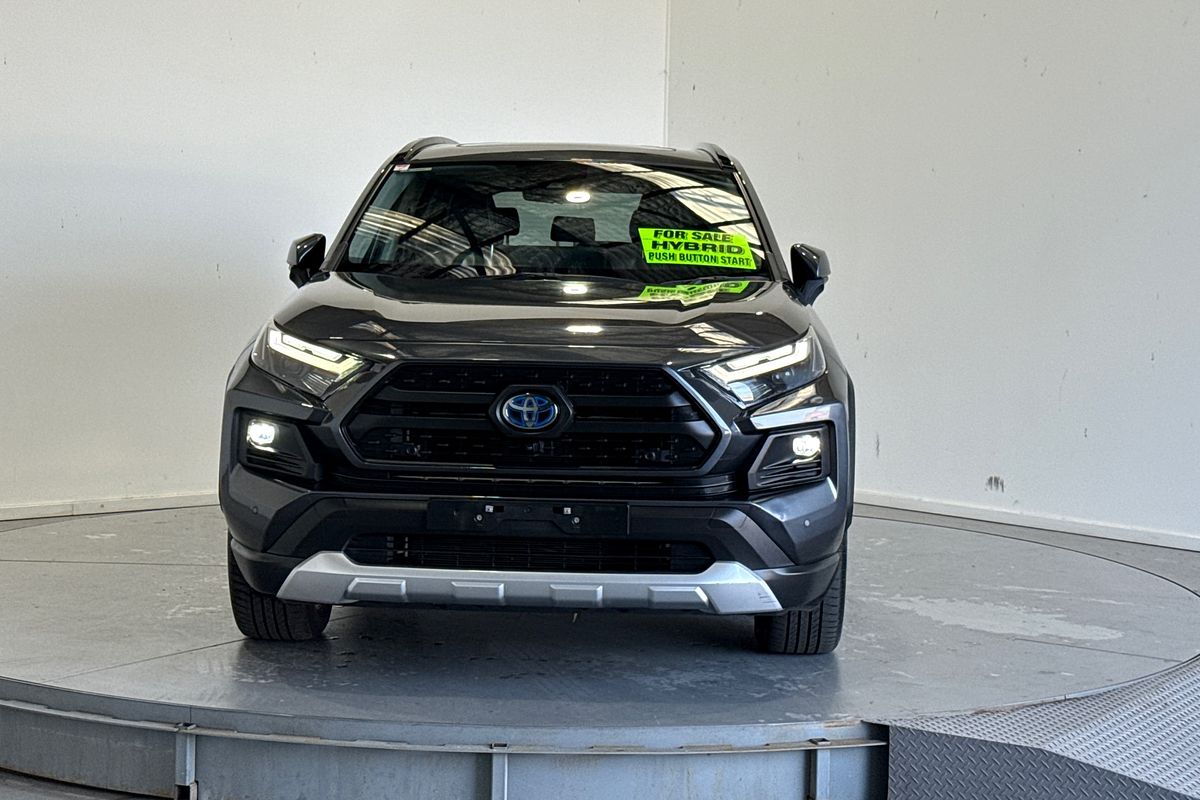 2024 Toyota RAV4 EDGE (AWD) HYBRID AXAH54R