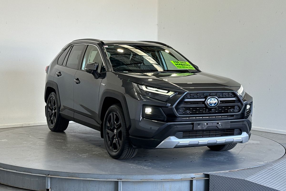 2024 Toyota RAV4 EDGE (AWD) HYBRID AXAH54R