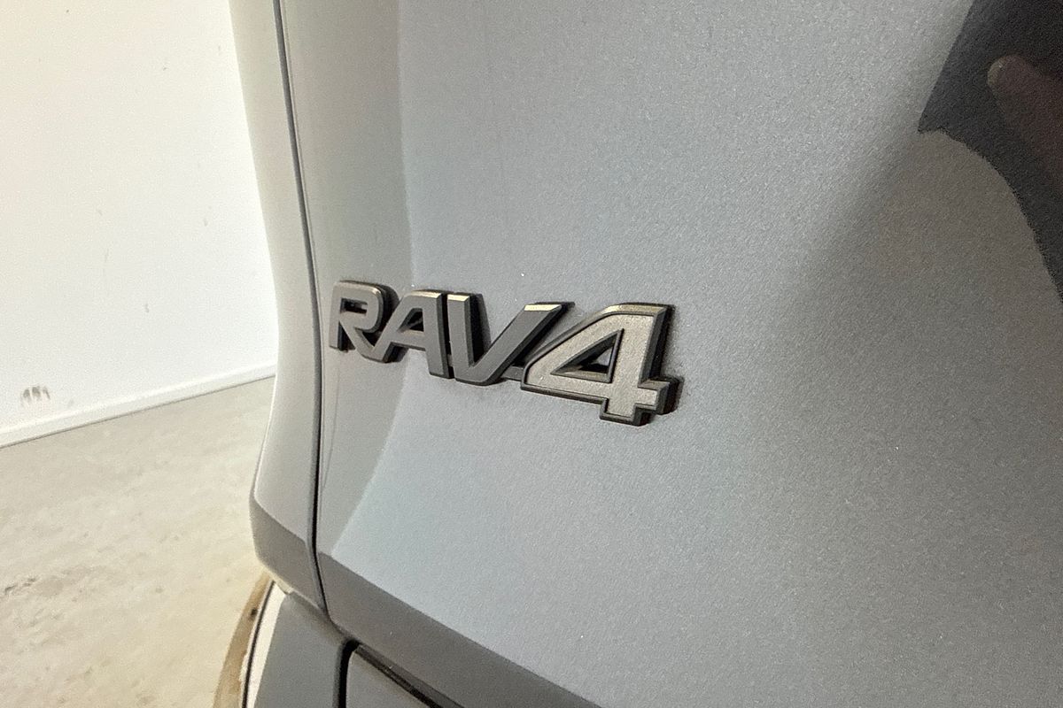 2024 Toyota RAV4 EDGE (AWD) HYBRID AXAH54R