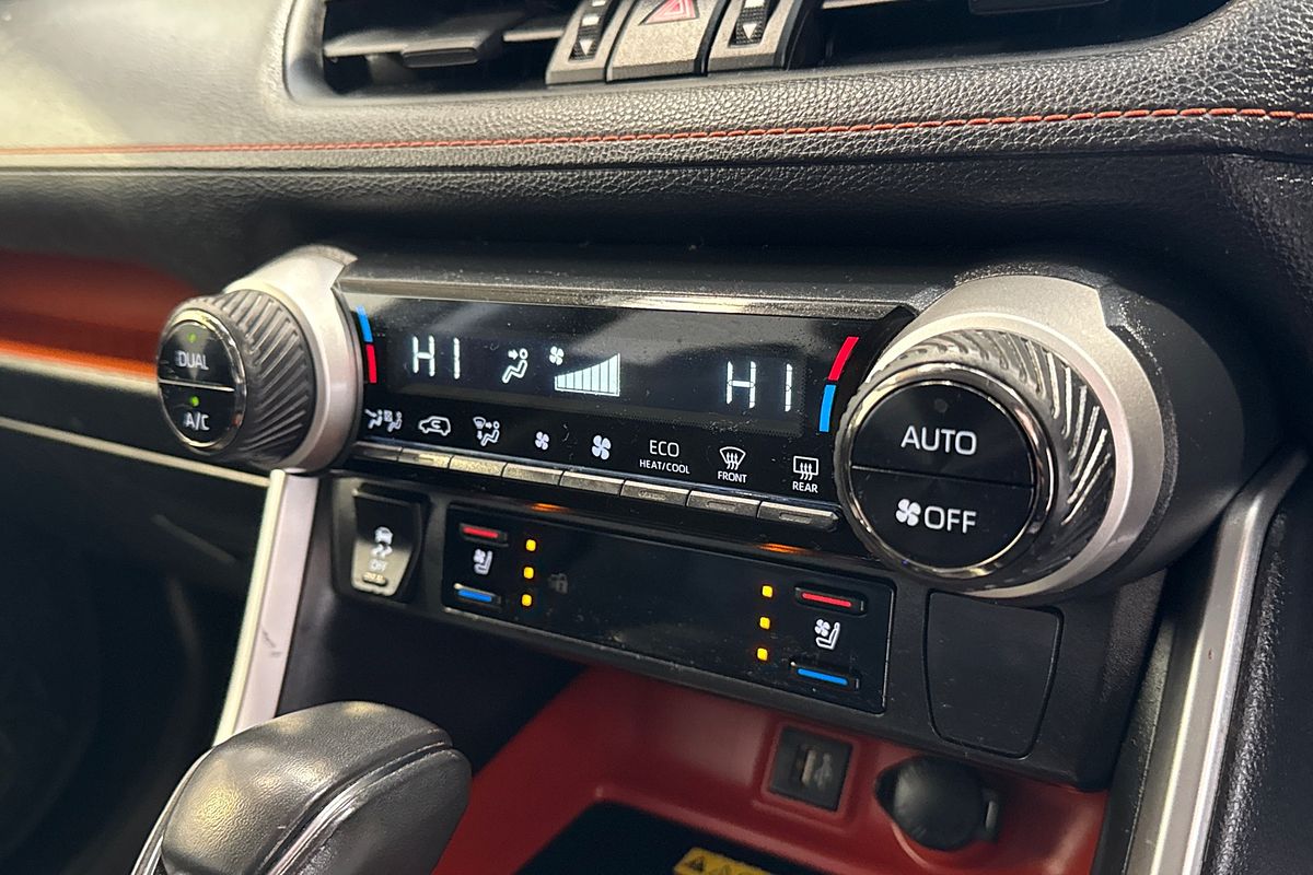 2024 Toyota RAV4 EDGE (AWD) HYBRID AXAH54R